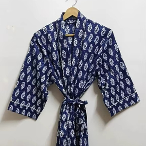 Robe kimono en coton imprimé – Robe enveloppante légère en coton faite à la main – Robe de détente bohème pour spa – Peignoir pour femme - Product Image 1