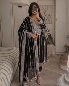 FEMMES FOUX GOARGATE TISSU NOUVEAU DESIGNER PARTY WEAR TOP ET PANTALON PLAZZO AVEC FANTAISIE DUPPATA AVEC BRODERIE PAR FATEMA FASHION - Product Image 3