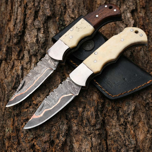 Cuchillo plegable hecho a mano, cuchillos de bolsillo pequeños para acampar, senderismo, bloqueo trasero, cuchillo plegable de hoja de acero de Damasco de cobre - Product Image 1