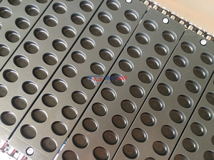 Sucette de bonbons durs automatique de haute qualité faisant la machine nouvel état PLC portant des caractéristiques de dépôt de forme différente - Product Image 3