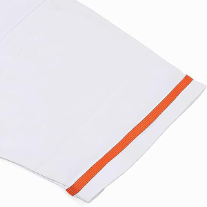 Maillot de baseball classique blanc traditionnel avec des bordures à fines rayures rouges unisexes, haut de performance pour activités sportives - Product Image 4