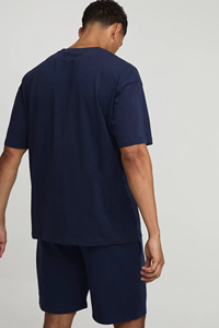 Lot de 2 ensembles d'été pour hommes 100 % coton, personnalisables avec logo brodé ou imprimé, séchage rapide, respirants, écologiques et confortables - Product Image 2