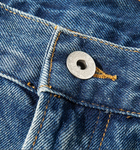 Shorts Bermuda en jean délavé pour homme, taille mi-haute, fermeture boutonnée, couleur unie, en toile de coton, style respirant - Product Image 4