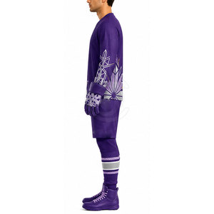 Uniforme d'équipe de hockey sur glace personnalisé pour hommes, polyester léger et respirant, vêtements de sport conçus pour les entraînements, les matchs et les activités de club - Product Image 5