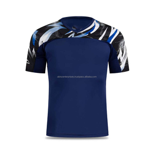Camiseta de Fútbol para Hombre, Cuello en V, Color Negro con Estampado de Llamas Amarillas y Naranjas, Manga Corta, Absorbe la Humedad, Corte Atlético, para Todas las Temporadas - Product Image 5