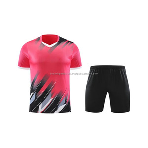 Ensemble de survêtement de maillot de football personnalisé tendance pour hommes maillot de football pour garçons chemise vêtements de football populaires - Product Image 4