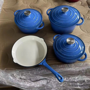 Set di Pentole in Ghisa Smaltata Colorata Antiaderente, Ecologica e Adatta al Forno, Stile Minimalista, 4 Pezzi, per Cucina a Gas - Product Image 1