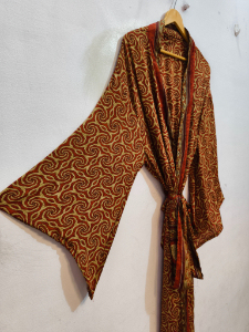 Long Silk Saree Bridel <b>Kimono</b> Robe Bikini <b>Cover</b> <b>Up</b> Night Wear Long Robe, Handmade Indian Vintage Recycled Silk Sari <b>Kimono</b>, - Product Image 6