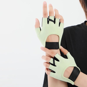 Guantes de Gimnasio Geo Brothers Personalizados de Poliéster de Alta Calidad, Medios Dedos, con Logotipo, Ligeros, Transpirables, para Entrenamiento Físico y Levantamiento de Pesas - Product Image 2