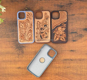 อินเทรนด์ตะวันตกของแท้หนัง iPhone กรณี Cowgirl Toolled หนังสําหรับ iPhone รุ่น 13 14 และ 15 โทรศัพท์กรณี - Product Image 4