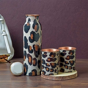Juego de botellas de agua de cobre con diseño floral tropical, ecológicas, para el hogar, con tapas incluidas, exportación directa de fábrica - Product Image 5