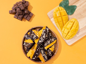 Factory Price Premium Dark Chocolate Covered <b>Dried</b> <b>Mango</b> Antioxidant Snack Vacuum Bag OEM ODM Vietnam - Product Image 3