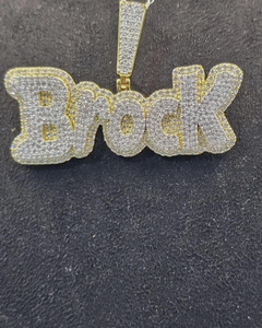 จี้ห้อยคอผู้ชายแบบฮิปฮอปประดับเพชรแล็บและมอสซาไนต์ VVS เงินแท้ 925  พร้อมสลักชื่อหรืออักษรย่อตามสั่ง - Product Image 1