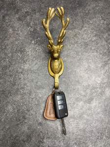 ตะขอแขวนผนังอะลูมิเนียมหล่อ ประหยัดพื้นที่ สำหรับพื้นที่ใช้สอยขนาดเล็ก ช่วยจัดระเบียบการแขวนและเพิ่มความสวยงาม - Product Image 3