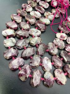 Perles de pierre de tourmaline naturelle facettées de forme rectangulaire, couleur prune magnifique, pierres précieuses de haute qualité - Product Image 2