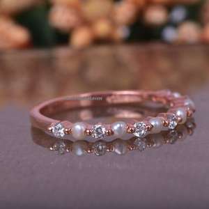 Anillo de Boda Vintage con Perlas y Moissanita, Plata de Ley 14K, Anillo de Perlas Naturales, Media Eternidad, Anillo Apilable para Mujer - Product Image 5