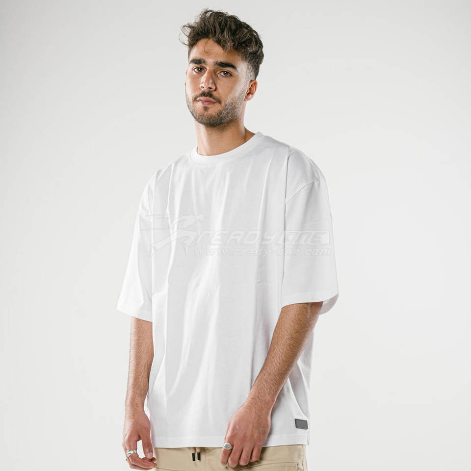 Hot Selling Cropped Oversize Boxy Fit Men's T-shirt 200 Gsm Unisex Clothing Custom Embroidery For Puff Print Design Meeting