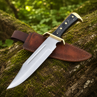 Couteau de chasse artisanal de qualité industrielle, lame en acier inoxydable à pointe clip, épaisseur 4 mm, manche en bois Pakka, garde en laiton, cuir