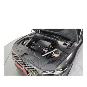 Genesis GV70 2.5T 2024, Gasolina, 2WD, con Caja de Cambios Automática, Asientos de Cuero, Cámara Trasera, 27,453 km, Volante a la Izquierda - Product Image 6