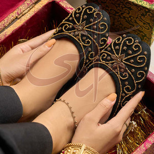 Calzado Elegante Personalizable de Alta Calidad para Mujer, Khussa, Antideslizante e Impermeable, Precio Bajo al por Mayor - Product Image 4