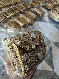 Bolso de mano clásico hecho a mano con mosaico de piedras Kundan para mujer, elegante bolso de noche para bodas, fiestas nupciales, con adornos de piedras. - Product Image 4