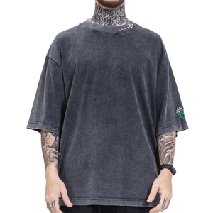 เสื้อยืดโอเวอร์ไซส์ผู้ชาย ผ้าคอตตอนฟอกสีล้วน แขนสั้น คอกลม สไตล์ลำลอง รับสกรีนโลโก้ คอกลม ไหล่ตก ทรงสั้น - Product Image 2