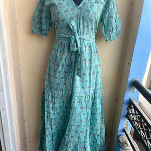 Vestido Maxi de Algodón 100% con Estampado Floral y Bordado a Mano para Otoño, Vestido Largo de Algodón Indio para Mujer a Precio de Fábrica - Product Image 1