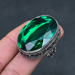 Anillo de Diopsita Facetada Cromada, Hermoso y Popular, Hecho a Mano, Chapado en Plata de Ley 925, Ovalado, de Lujo, Calidad Premium, Estilo Vintage - Product Image 1