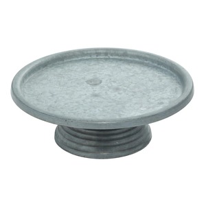 Support à gâteau rond en aluminium fait main avec texture martelée et bord côtelé - Product Image 6