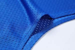 Camiseta Deportiva de Malla Premium – Secado Rápido y Ligera - Product Image 3