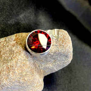 Colgante de Plata de Ley 925 Cachemira rubí rojo colgante de piedras preciosas joyería hecha a mano joyería de rubí regalo de Navidad para ella - Product Image 4