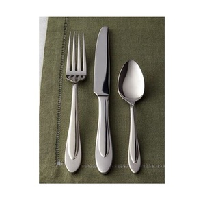 Juego de Cubiertos Clásico Plateado - Juego de Cubiertos de Acero Inoxidable de 3 Piezas: Cuchillo, Tenedor, Cuchara - Elegante Juego de Cubiertos Plateados con Diseño de Lágrima - Product Image 2