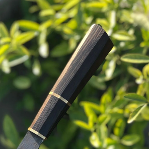 Couteau de chef traditionnel LEGACY BLADES en acier au carbone, manche en bois, étui en cuir, ambidextre, finition polie, lame de 8 à 9,9 pouces - Product Image 2