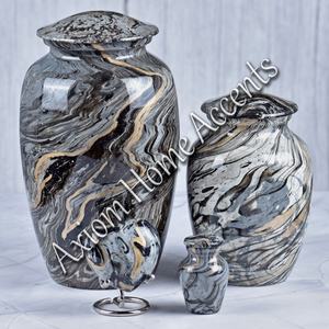 Urna de cremación de aluminio moderna con artesanía artesanal, recuerdo de tributo perfecto de Axiom Home Accents - Product Image 2