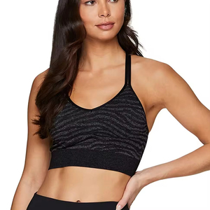 เสื้อชั้นในกีฬาแบบสวมใส่ได้สองด้าน ระบายอากาศได้ดี พร้อมโลโก้แบบกำหนดเองใหม่ปี 2026 สำหรับผู้หญิง รองรับการออกกำลังกายและโยคะได้ดีเยี่ยม ผลิตจากผ้าสแปนเด็กซ์/โพลีเอสเตอร์ ยืดหยุ่นได้ - Product Image 3