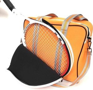 Bolsa Deportiva Personalizable para Tenis, Pickleball y Bádminton, Impermeable, de Poliéster, 30-40L, con Cierre de Cremallera y Correa para el Hombro - Product Image 5