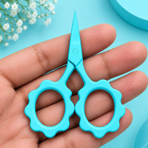 Mini Tijeras de Bordado con Diseño Floral, Cortador de Hilo de Precisión para Costura, Manualidades, Logotipo Personalizado - Product Image 2