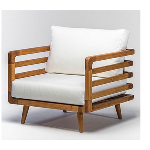 Chaise longue d'extérieur minimaliste en teck avec coussin - Product Image 1