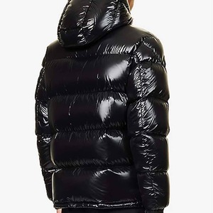 Veste matelassée à capuche noire pour homme, en PU enduit, rembourrée de duvet, imperméable, fermeture éclair, vêtement d'extérieur décontracté pour l'hiver, coupe classique - Product Image 3
