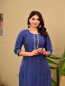 Conjunto de pantalón y kurta de algodón azul elegante para mujer, para uso en la oficina - Product Image 1