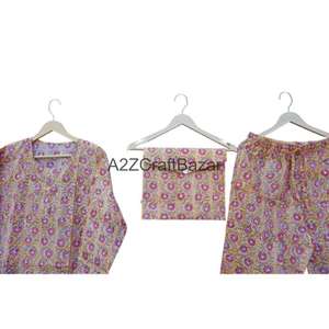 Conjunto de Pijama Elegante Hecho a Mano en India para Mujer, 100% Algodón, Estampado Floral, Vestido de Noche/Saía de Satén - Product Image 4