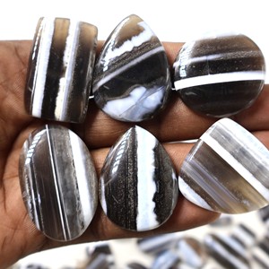 MAHNJA GEMS, Ópalo Azul Natural, Cuarzo, Gema Suelta en Cabujón, Venta al por Mayor, Cuarzo Azul Pulido para Joyería - Product Image 4