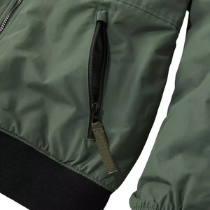 Blouson bomber vert pour homme, couleur unie, col rabattu, fermeture éclair, vêtement décontracté pour l'automne, coupe classique, matière polyester - Product Image 2