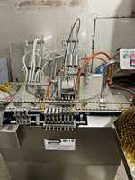 Machine de remplissage et de scellage d'ampoules entièrement automatique, à commande servo, pour liquides, haute précision, haute productivité