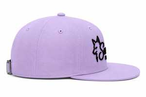 Casquette Snapback Unisexe Personnalisée 5 Panneaux Lavande Unie avec Logo Brodé en Relief 3D, Style Décontracté Sportif et Visière Plate - Product Image 3
