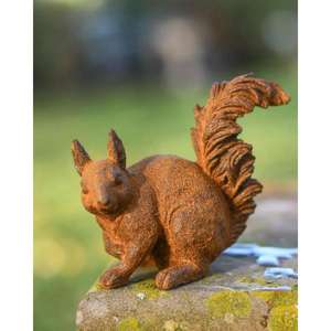 Adorno Rústico de Ardilla, Decoración para Casa de Campo, Escultura de Ardilla de Hierro Fundido, Artesanía Hecha a Mano - Product Image 1