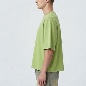 เสื้อยืดทรงบ็อกซี่ผ้าคอตตอนพรีเมียมสำหรับผู้ชาย ดีไซน์ทันสมัย สวมใส่สบาย สไตล์สตรีทแวร์ เหมาะสำหรับแฟชั่นประจำวัน - Product Image 3