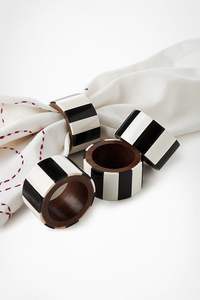 Anillo de Servilleta de Resina de Madera con Diseño Único, Anillo de Servilleta de Resina Epoxi con Diseño Creativo, Modelo con Patrón a un Precio Accesible - Product Image 2