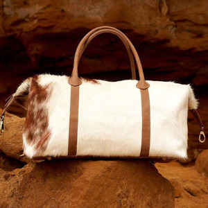 Sacs de voyage en cuir de vachette de qualité export, légers, sacs de sport, capacité 30-40L, personnalisables, fournisseur OEM en gros - Product Image 4