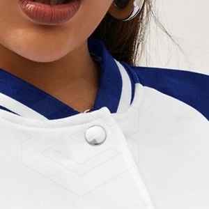 เสื้อแจ็คเก็ตครอปตัวสั้นสำหรับผู้หญิง ผ้าฝ้าย 100% ระบายอากาศได้ดี แห้งเร็ว เป็นมิตรกับสิ่งแวดล้อม คุณภาพสูง เหมาะสำหรับฤดูหนาว - Product Image 4